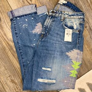NWT Miss Me Destructed Aztec Embroidered Boyfriend Jeans